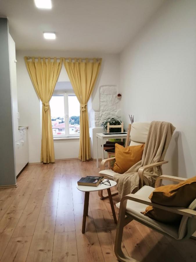 Studio Apartman "Nicole" Pula Exterior foto